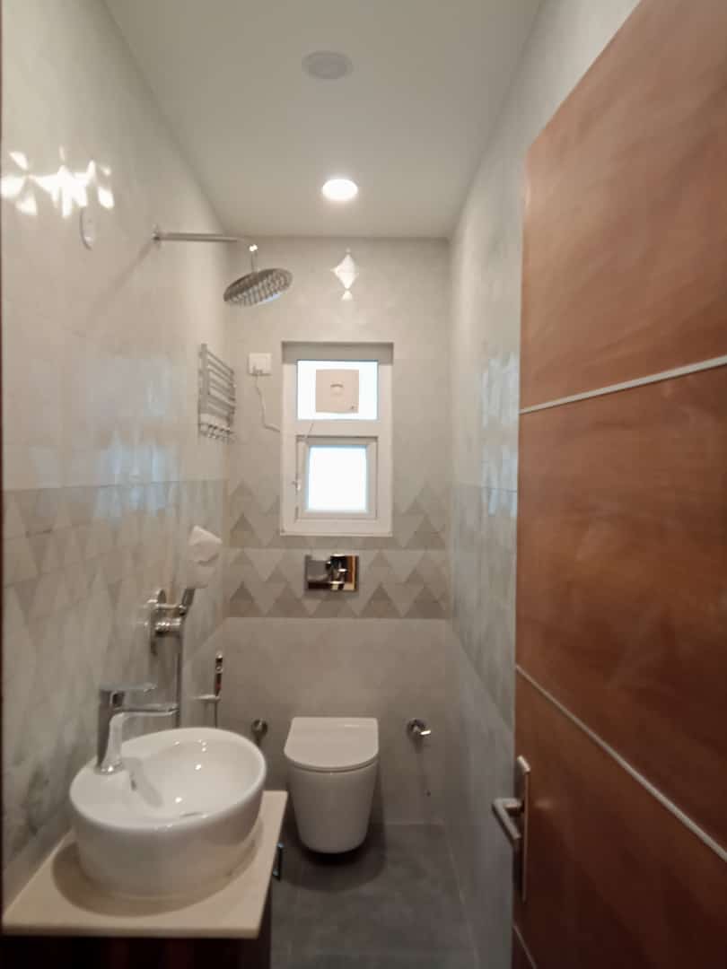 WhatsApp Image 2022-11-19 at 7.42.31 PM (3)